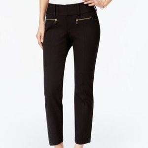 Zip-Pocket Deep Black Cropped Pants